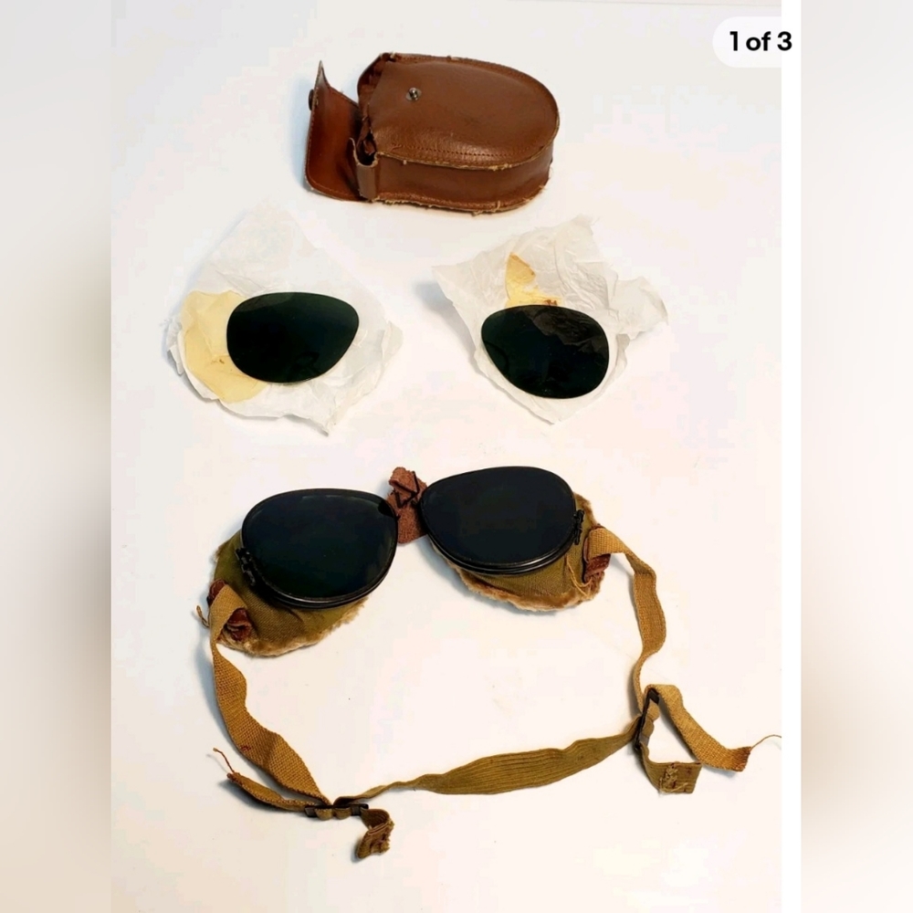 Vintage WW2 US Army Snow Ski & Mountaineer Goggles Fur Lined with Case X-tr Lens